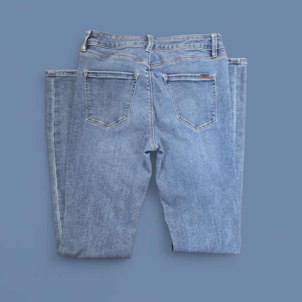 White House Black Market Light Blue Skinny Jeans - Picture 4 of 8